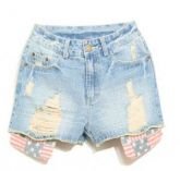 Short feminino jeans rasgado - Bandeira Americana